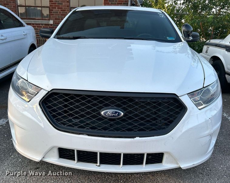 image for item MG9996 2013 Ford Taurus Police Interceptor