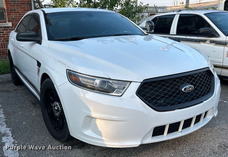 image for item MG9996 2013 Ford Taurus Police Interceptor