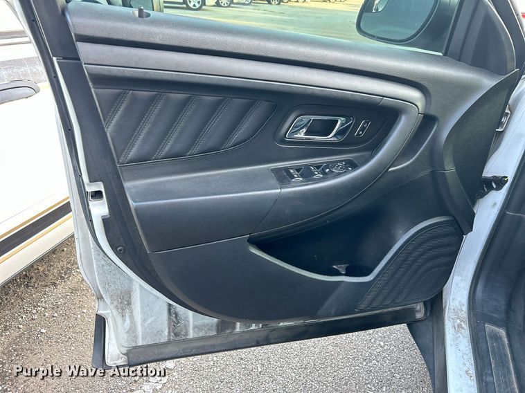 image for item MG9996 2013 Ford Taurus Police Interceptor