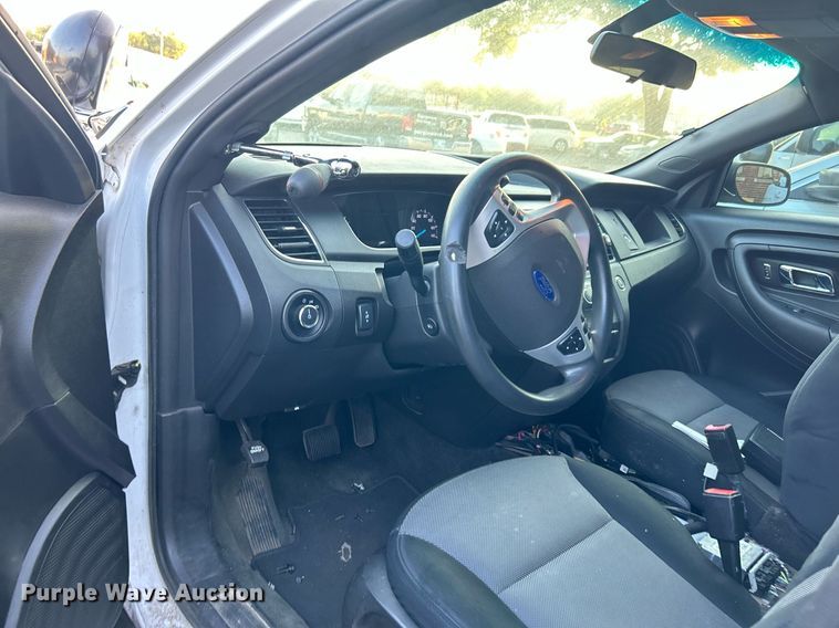 image for item MG9996 2013 Ford Taurus Police Interceptor