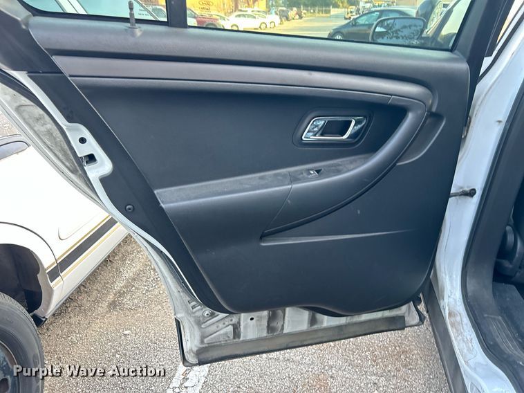 image for item MG9996 2013 Ford Taurus Police Interceptor