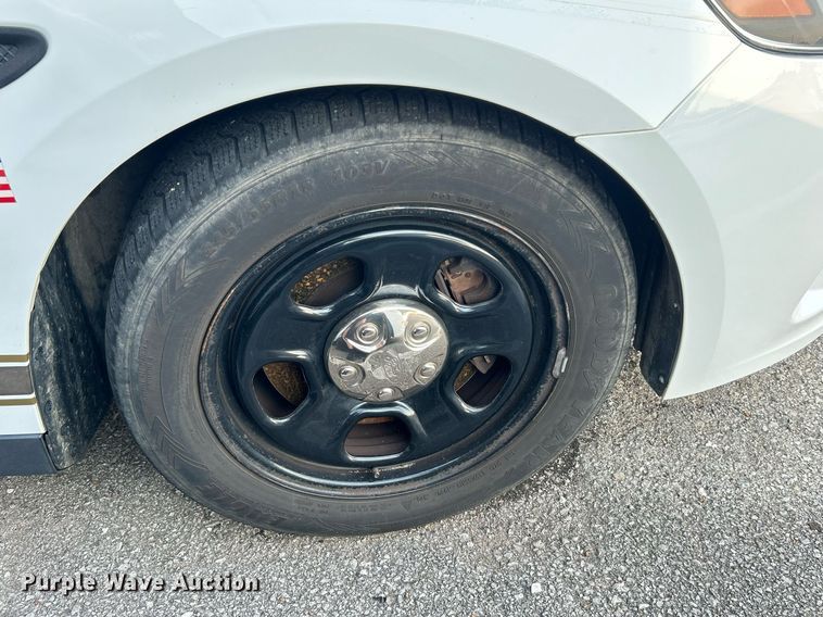 image for item MG9996 2013 Ford Taurus Police Interceptor