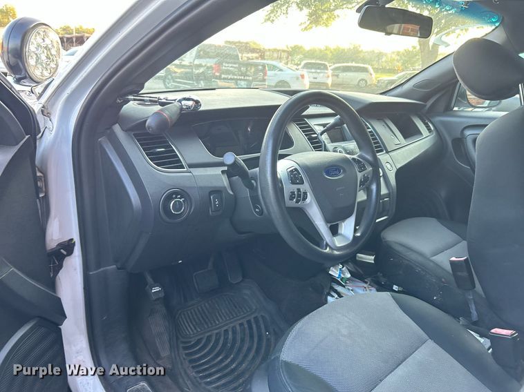 image for item MG9997 2014 Ford Taurus Police Interceptor