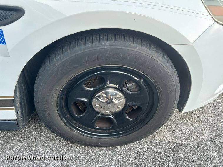 image for item MG9997 2014 Ford Taurus Police Interceptor