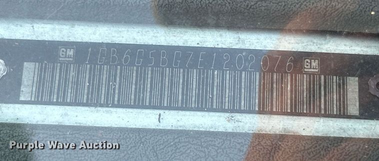 image for item MG9998 2014 Chevrolet Express G4500  shuttle bus