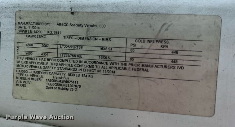 image for item MG9998 2014 Chevrolet Express G4500  shuttle bus