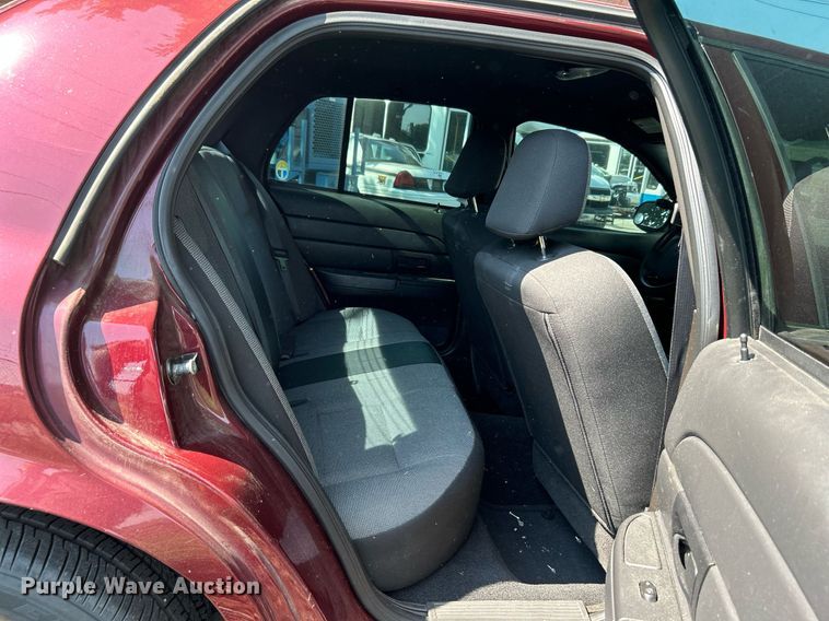 image for item MG9999 2008 Ford Crown Victoria Police Interceptor