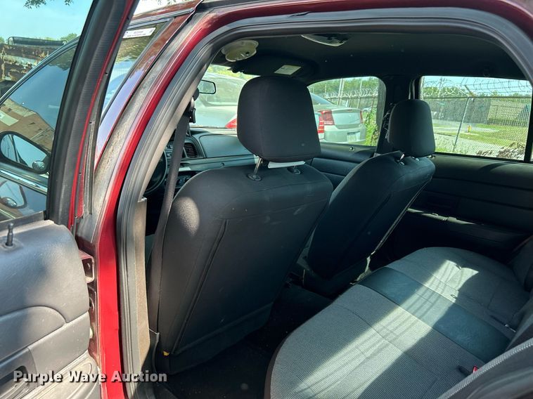 image for item MG9999 2008 Ford Crown Victoria Police Interceptor