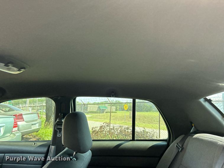 image for item MG9999 2008 Ford Crown Victoria Police Interceptor