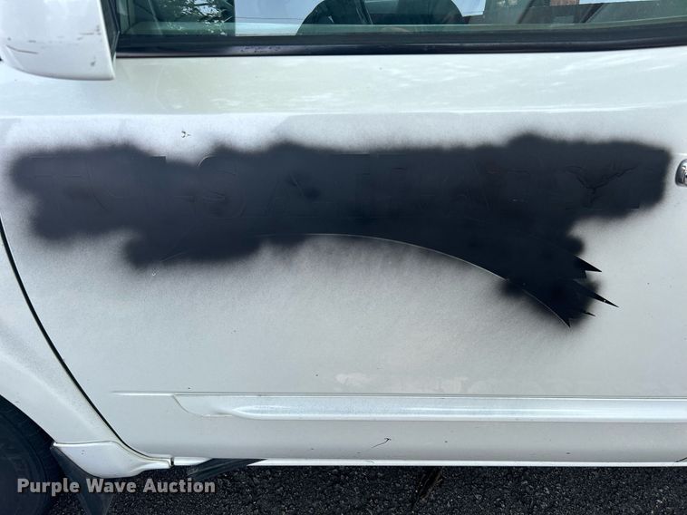 image for item MH9002 2008 Nissan Quest  van