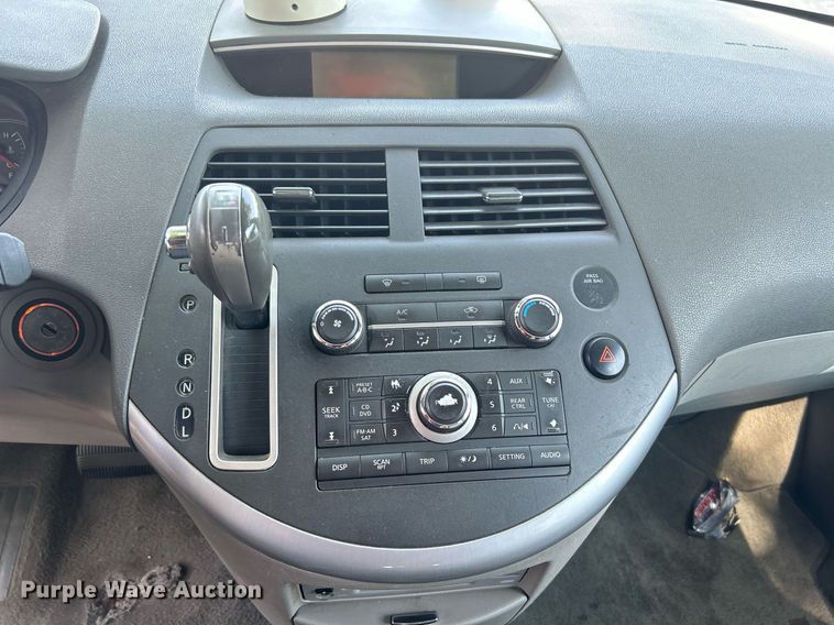 image for item MH9002 2008 Nissan Quest  van