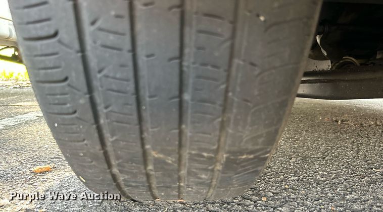 image for item MH9002 2008 Nissan Quest  van