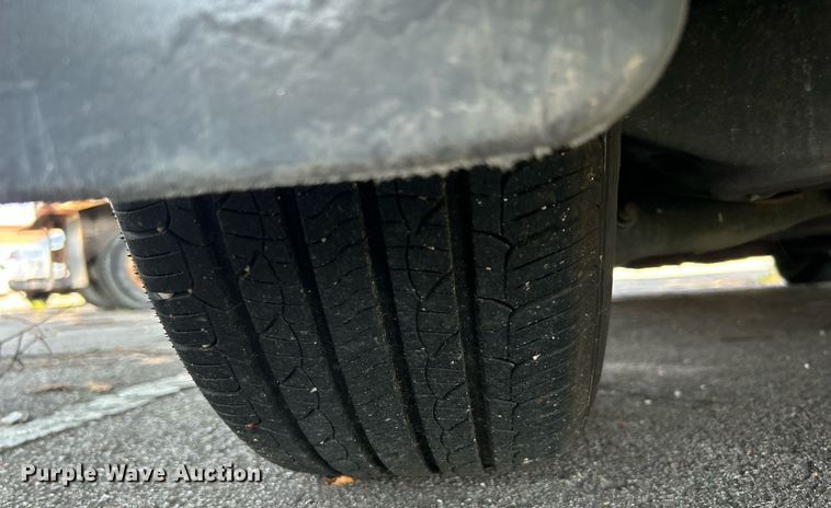 image for item MH9002 2008 Nissan Quest  van