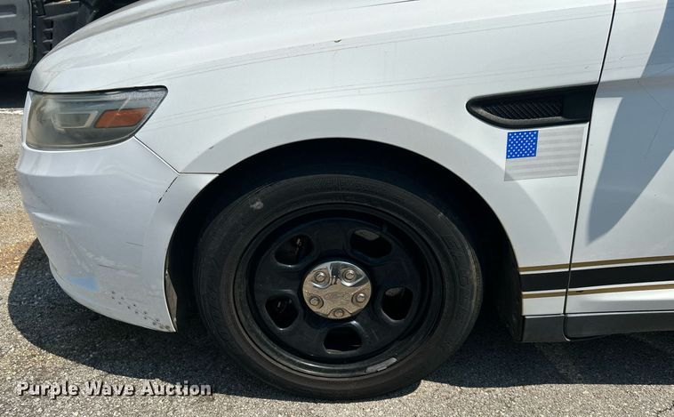 image for item MH9004 2013 Ford Taurus Police Interceptor