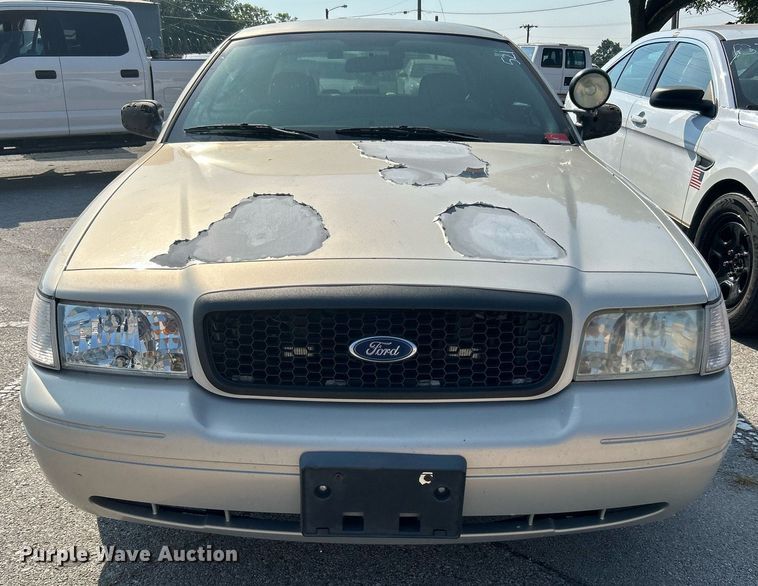 image for item MH9005 2008 Ford Crown Victoria Police Interceptor