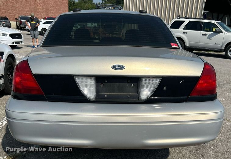 image for item MH9005 2008 Ford Crown Victoria Police Interceptor