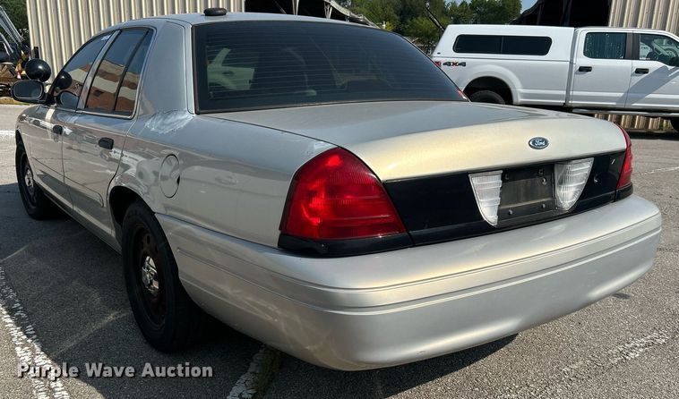 image for item MH9005 2008 Ford Crown Victoria Police Interceptor