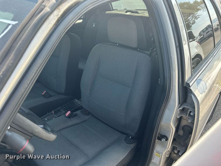 image for item MH9005 2008 Ford Crown Victoria Police Interceptor