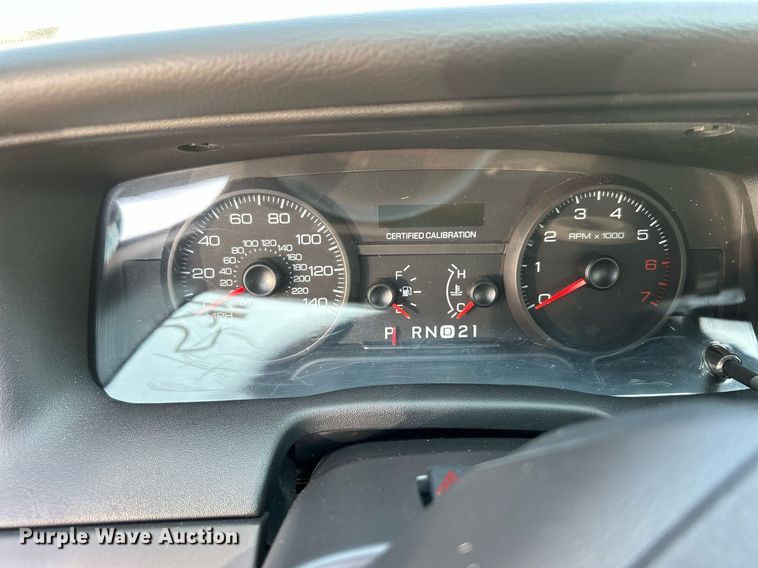 image for item MH9005 2008 Ford Crown Victoria Police Interceptor