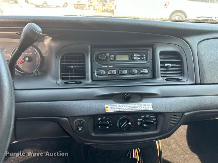 image for item MH9005 2008 Ford Crown Victoria Police Interceptor