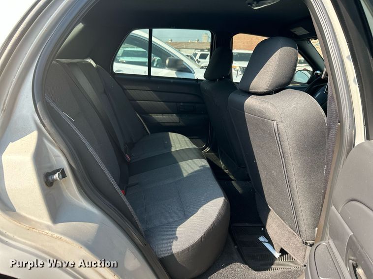 image for item MH9005 2008 Ford Crown Victoria Police Interceptor