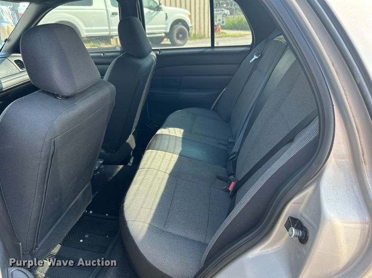 image for item MH9005 2008 Ford Crown Victoria Police Interceptor