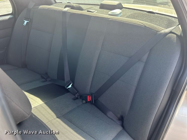 image for item MH9005 2008 Ford Crown Victoria Police Interceptor