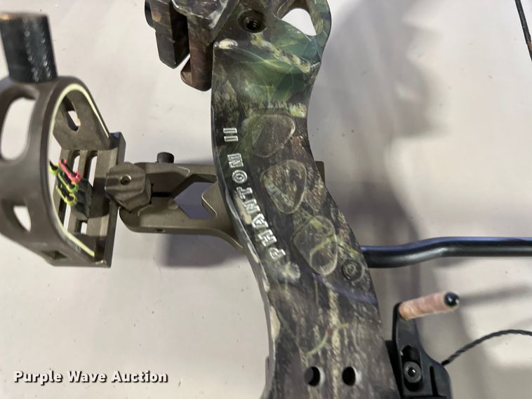 image for item MH9012 Martin Magnum  bow