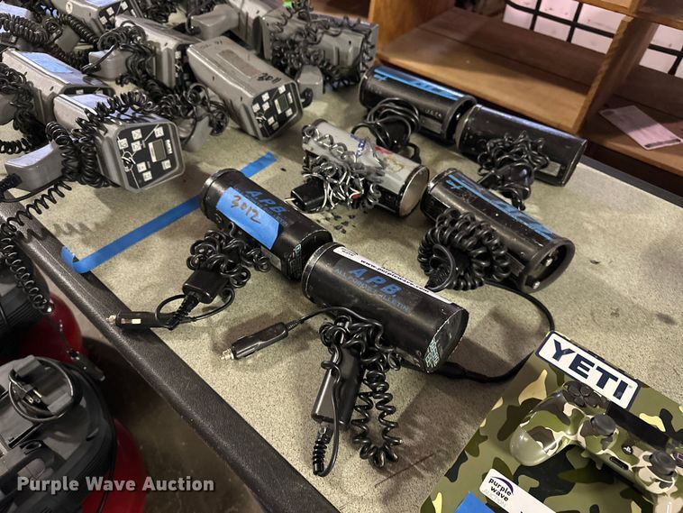 image for item MH9014 (6) radar guns