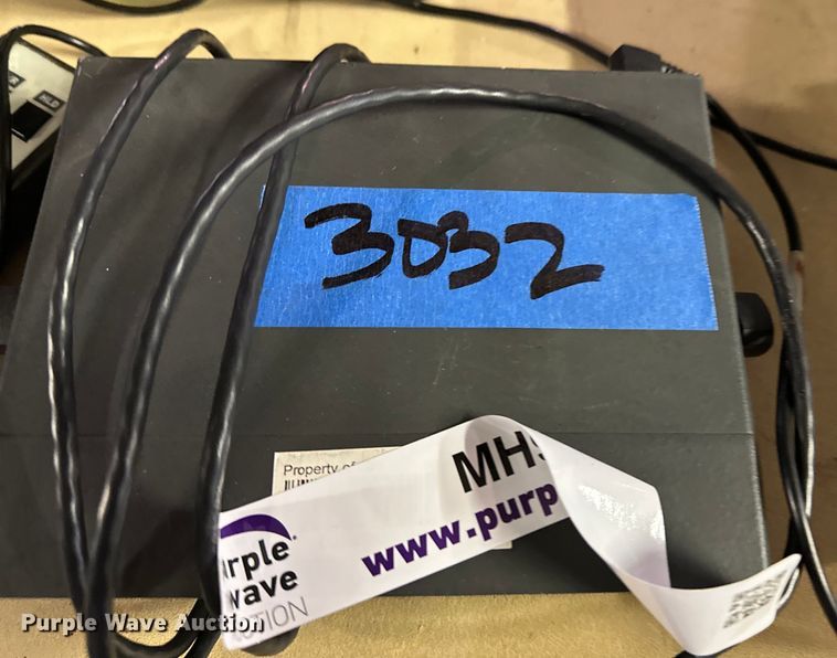 image for item MH9017 (3) Kustom Eagle radar units