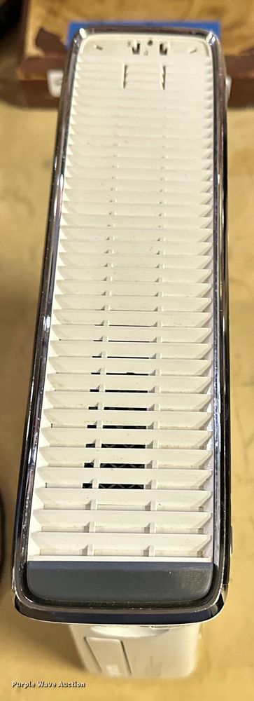 image for item MH9018 Xbox 360  gaming system