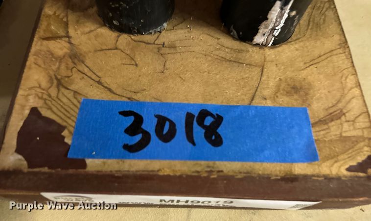 image for item MH9019 Nut cracker