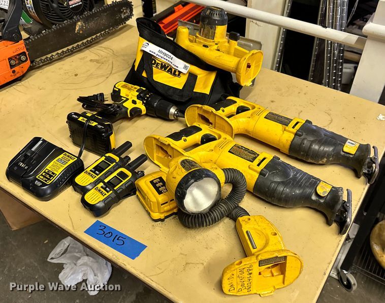 image for item MH9024 DeWalt  tools