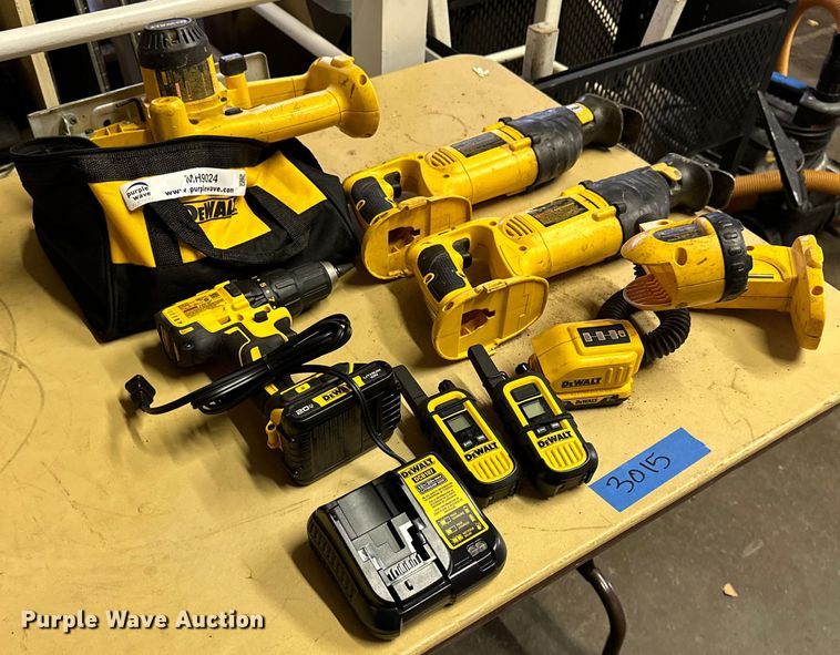 image for item MH9024 DeWalt  tools