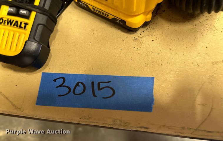 image for item MH9024 DeWalt  tools