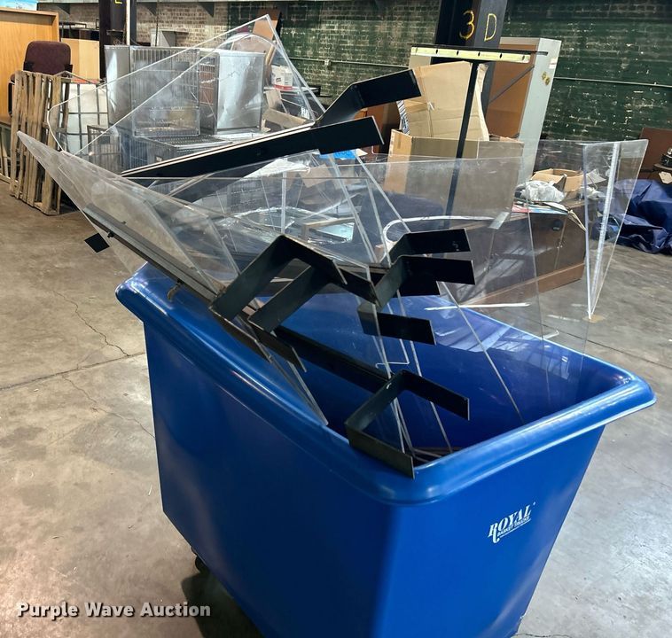 image for item MH9032 Plexiglass dividers