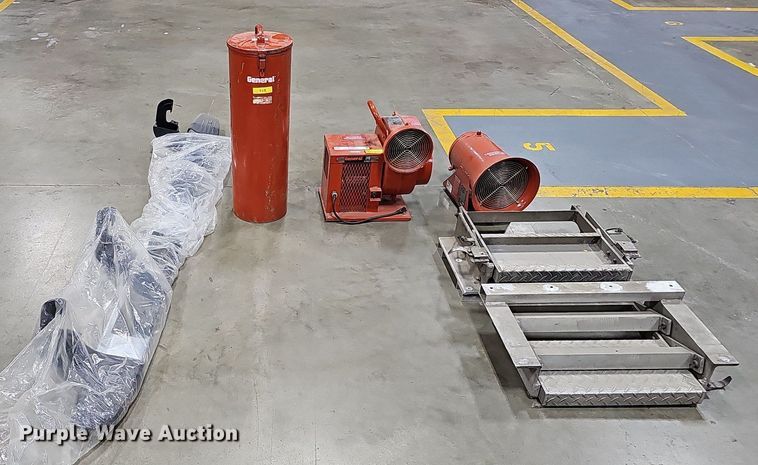 image for item MH9297 Fire equipment