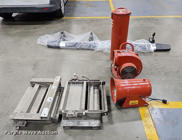 image for item MH9297 Fire equipment