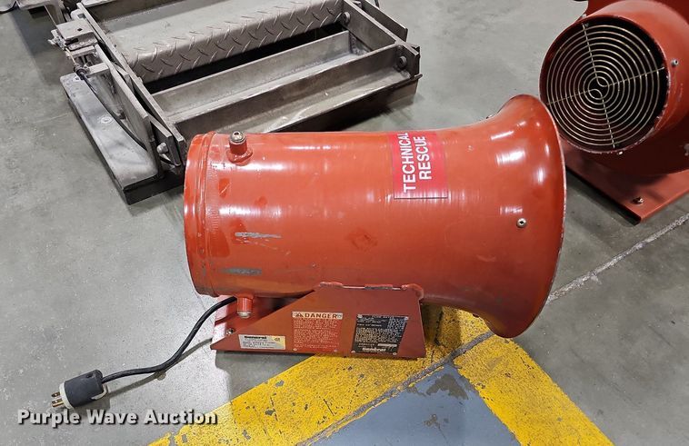 image for item MH9297 Fire equipment