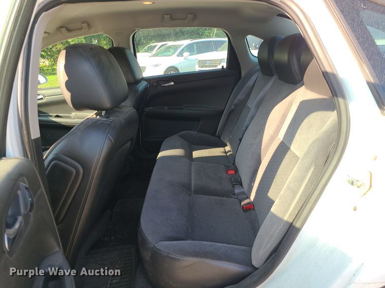 image for item MJ9292 2001 Chevrolet Impala Police Cruiser