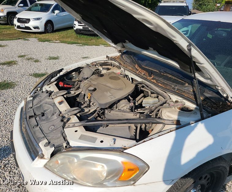 image for item MJ9292 2001 Chevrolet Impala Police Cruiser