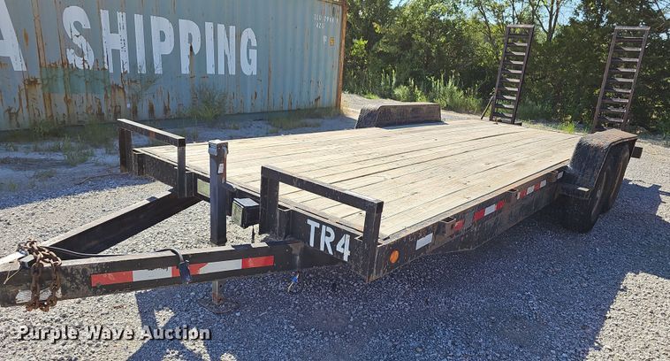 image for item MP9325 2004 Eagle  utility trailer