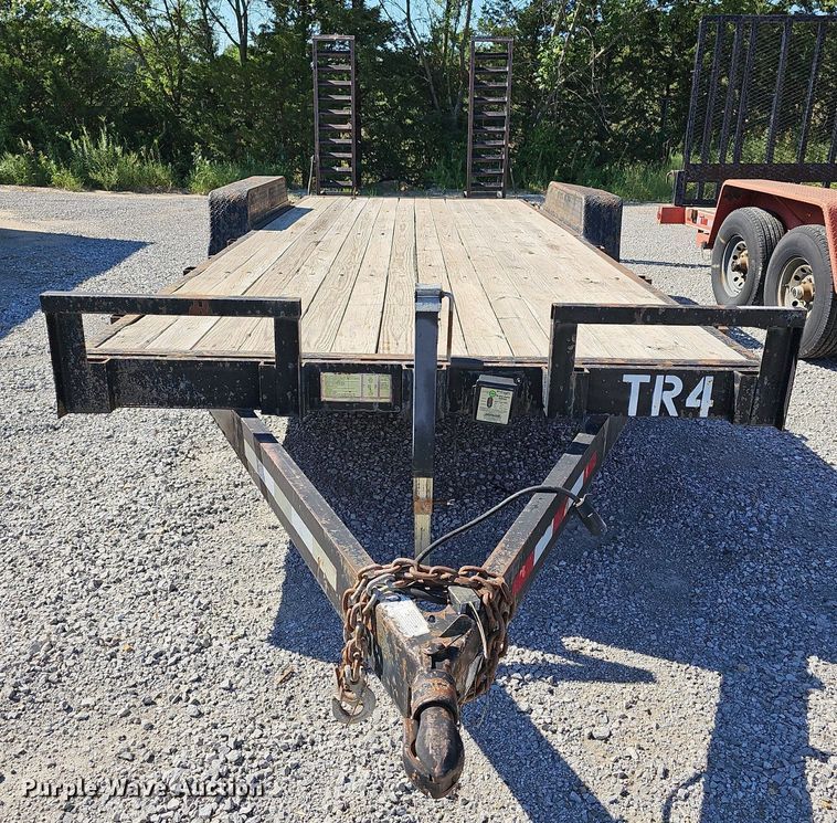 image for item MP9325 2004 Eagle  utility trailer
