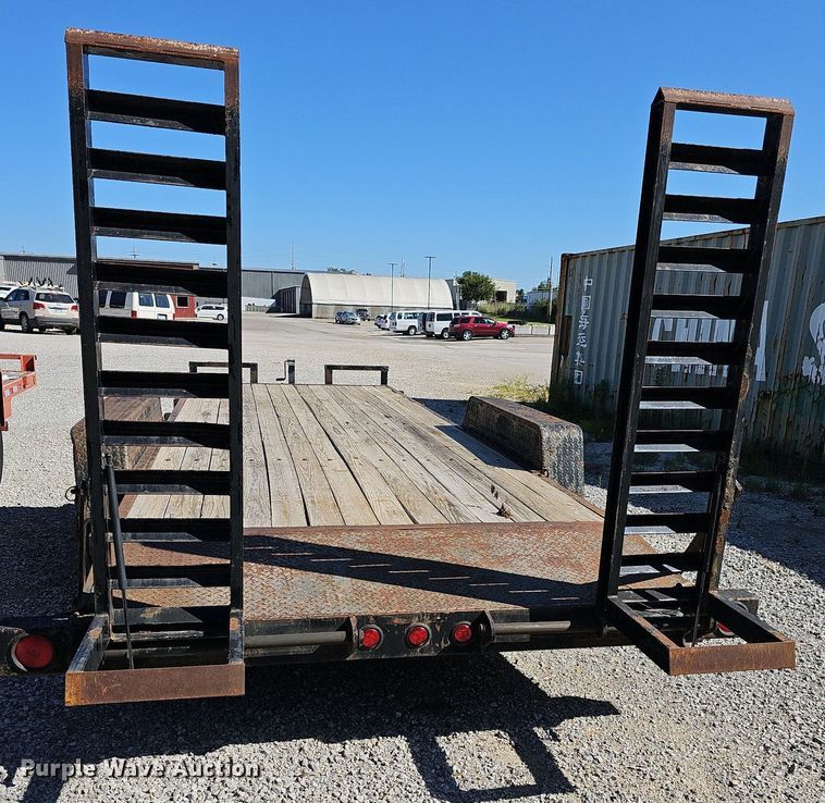 image for item MP9325 2004 Eagle  utility trailer