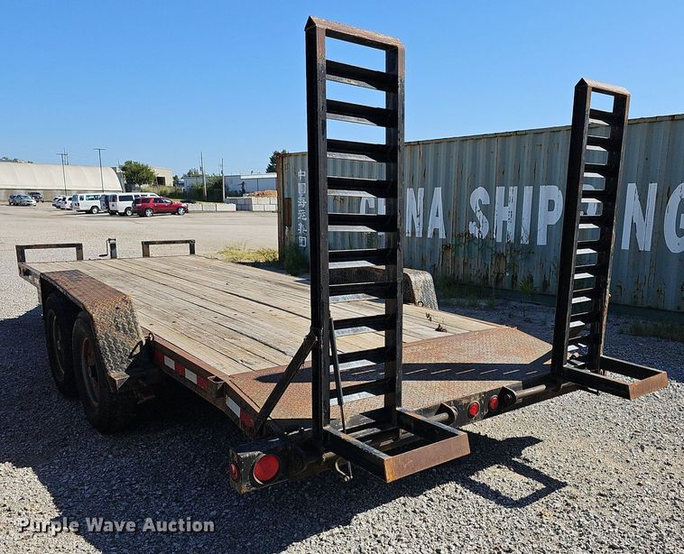 image for item MP9325 2004 Eagle  utility trailer