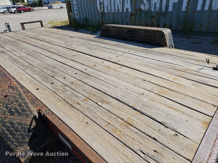 image for item MP9325 2004 Eagle  utility trailer