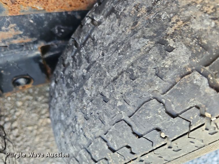 image for item MP9325 2004 Eagle  utility trailer