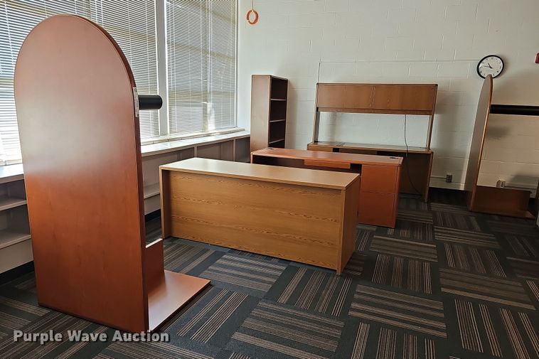 image for item MP9328 Office furniture