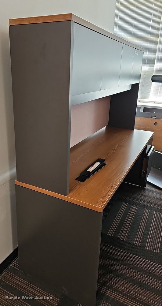 image for item MP9329 Office furniture