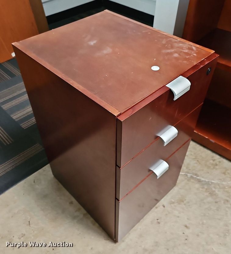 image for item MP9330 Office furniture